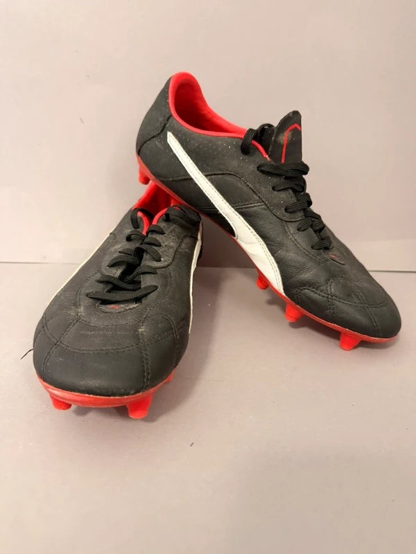 Puma focicipő 40