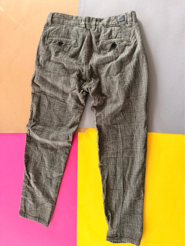 Reserved szürke kockás slim nadrág – W29