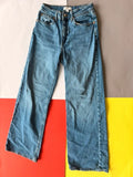 H&M világoskék egyenes szárú farmer – S