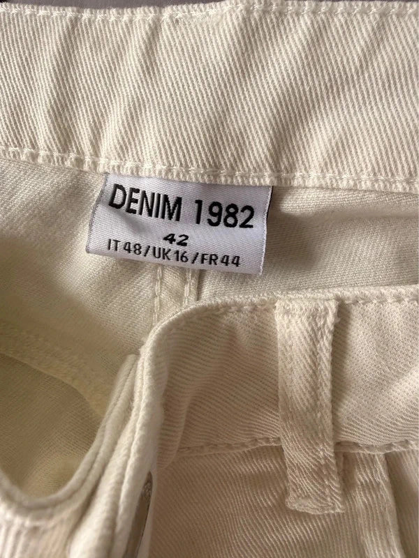 DENIM 1982 krém egyenes szárú farmer – 42