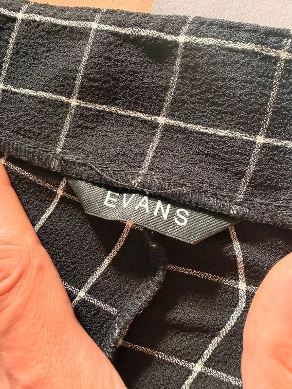 Evans kockás elegáns női nadrág 50