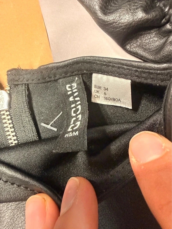H&M fekete műbőr puffos ujjú crop top XS