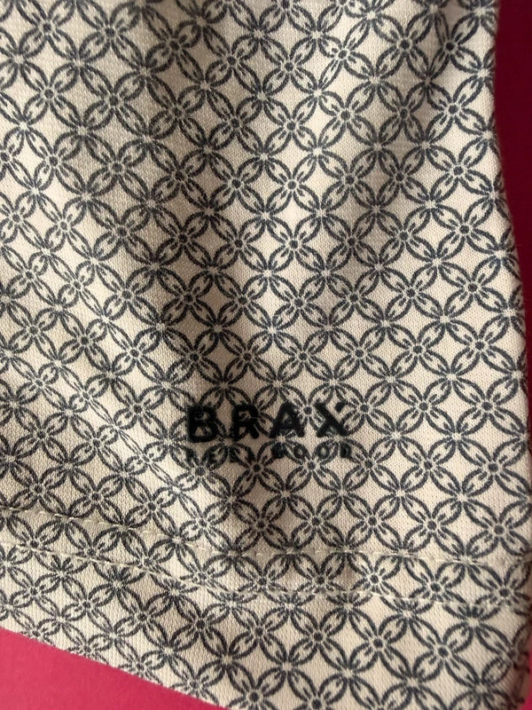 BRAX férfi galléros póló fehér / sötétkék mintás L