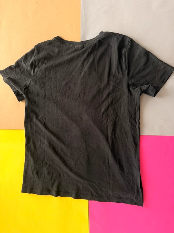 H&M FRIENDS mintás női póló – fekete M
